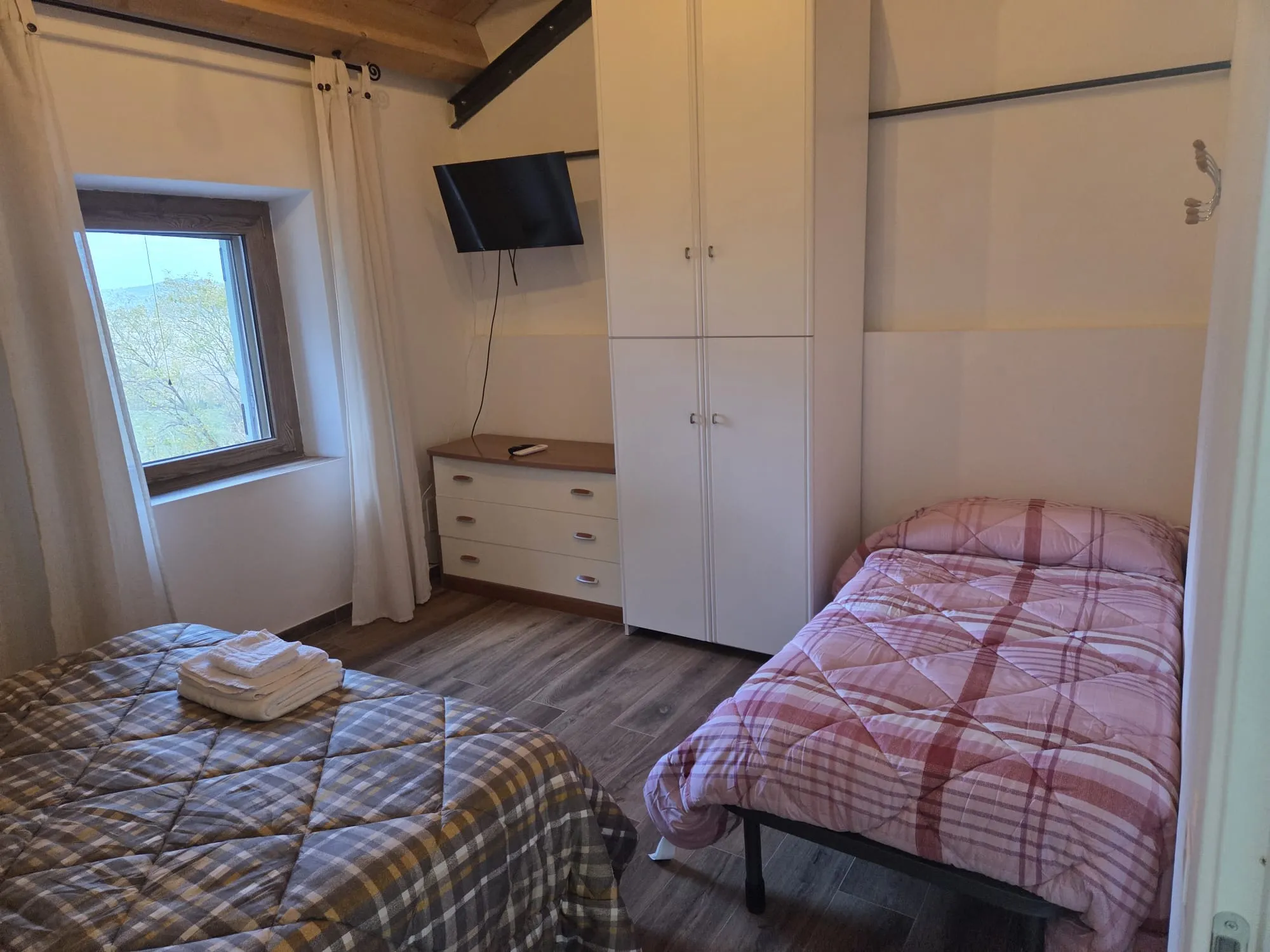 camera-matrmoniale-rose-agugliano