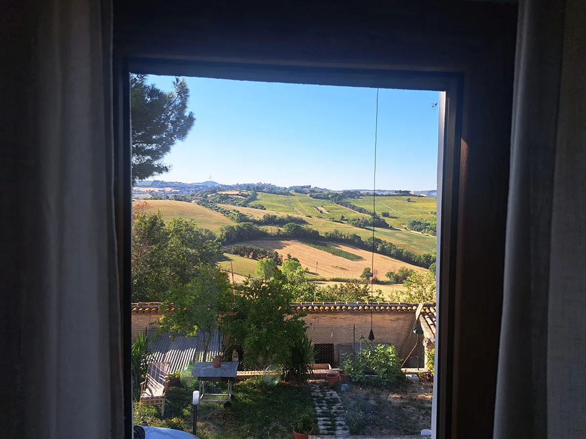 vista finestra cucina